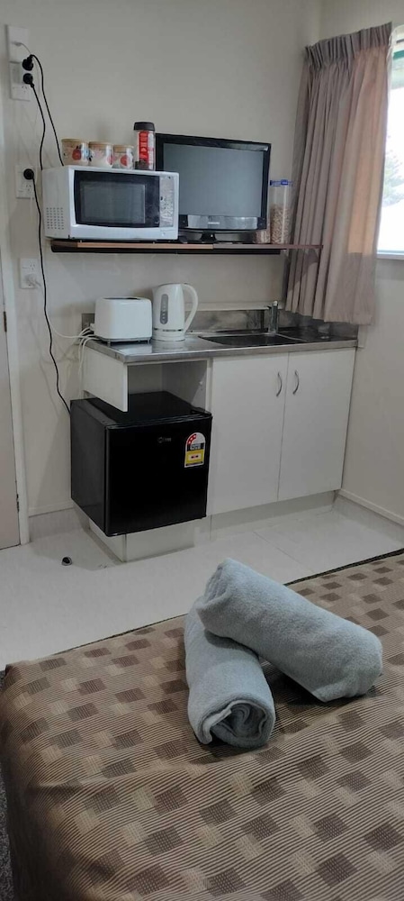 Economy Double Room photo 2