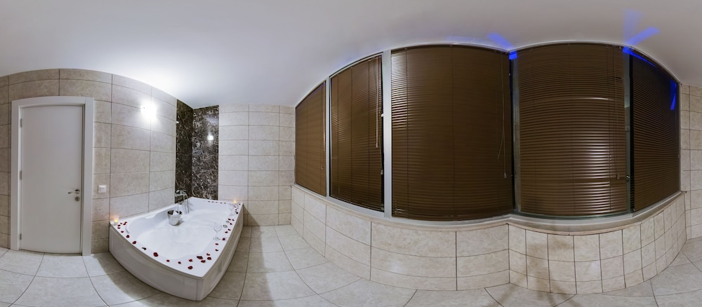 Elite Suite photo 2