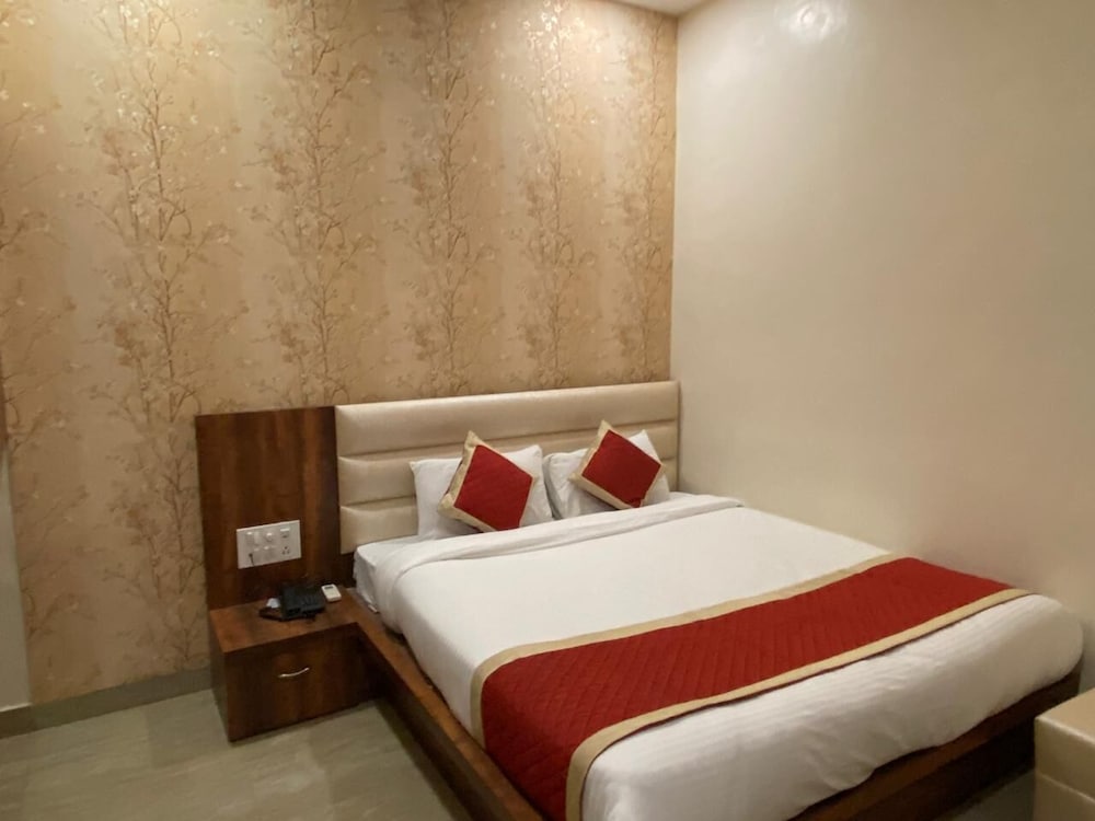Premium Room - Photo 4