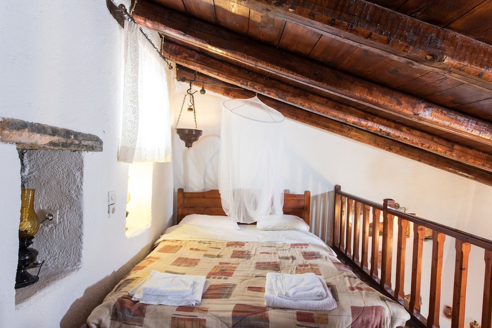 House, 1 Bedroom (Kalliopi)