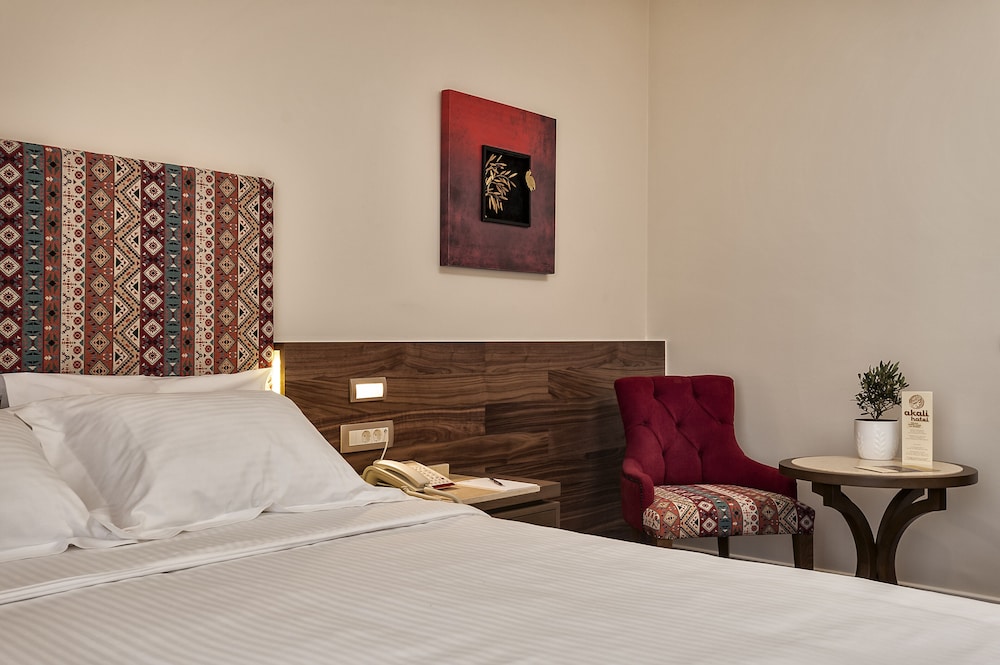 Superior Double or Twin Room, Balcony - Photo 5