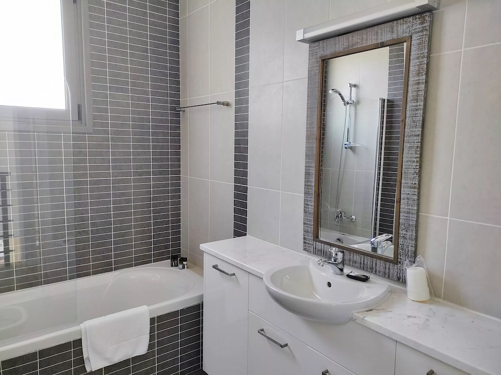 Luxury Villa, 3 Bedrooms, Private Pool, Sea View photo 2