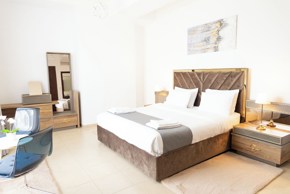 Deluxe Apartment, 2 Bedrooms, Balcony, Marina View photo 1