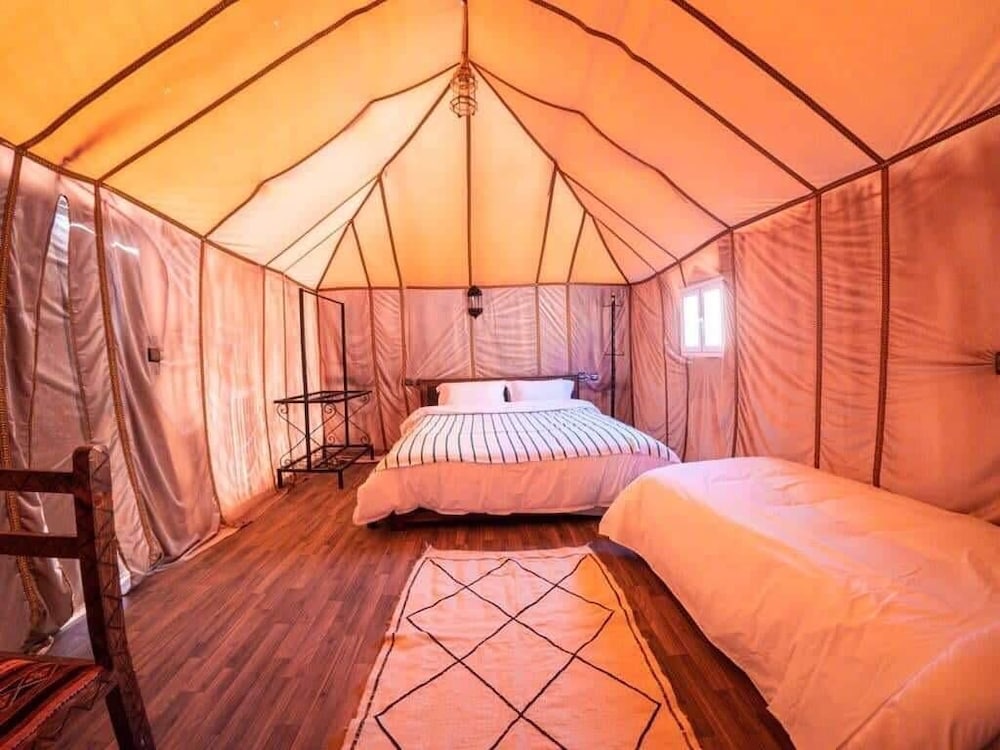 Deluxe Tent photo 1