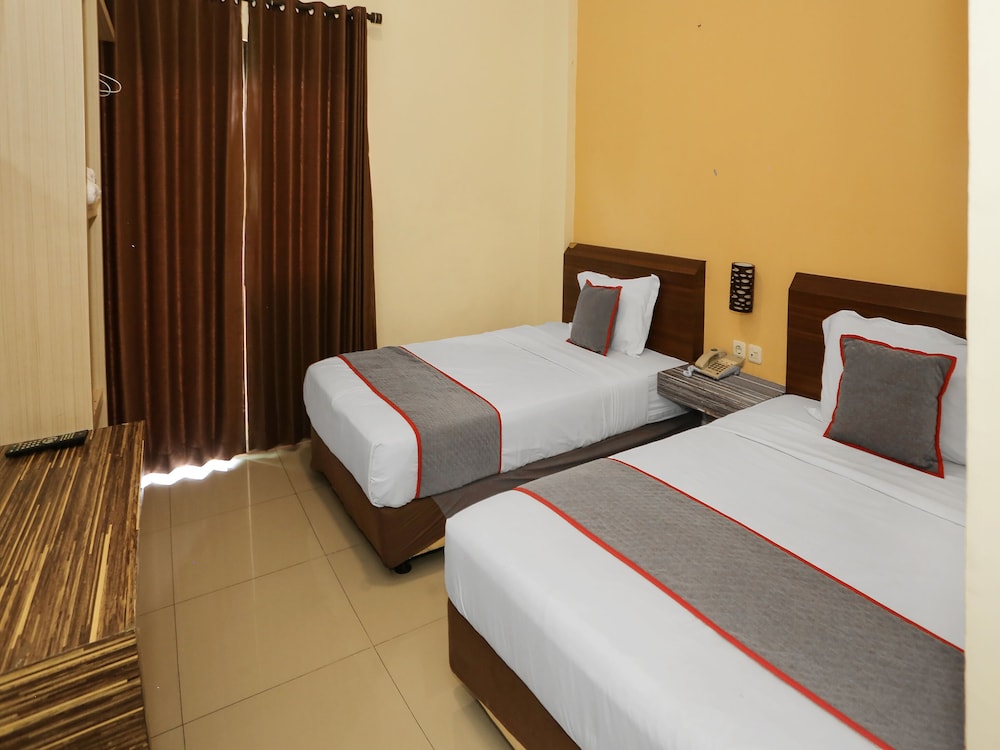 Deluxe Twin Room - Photo 8