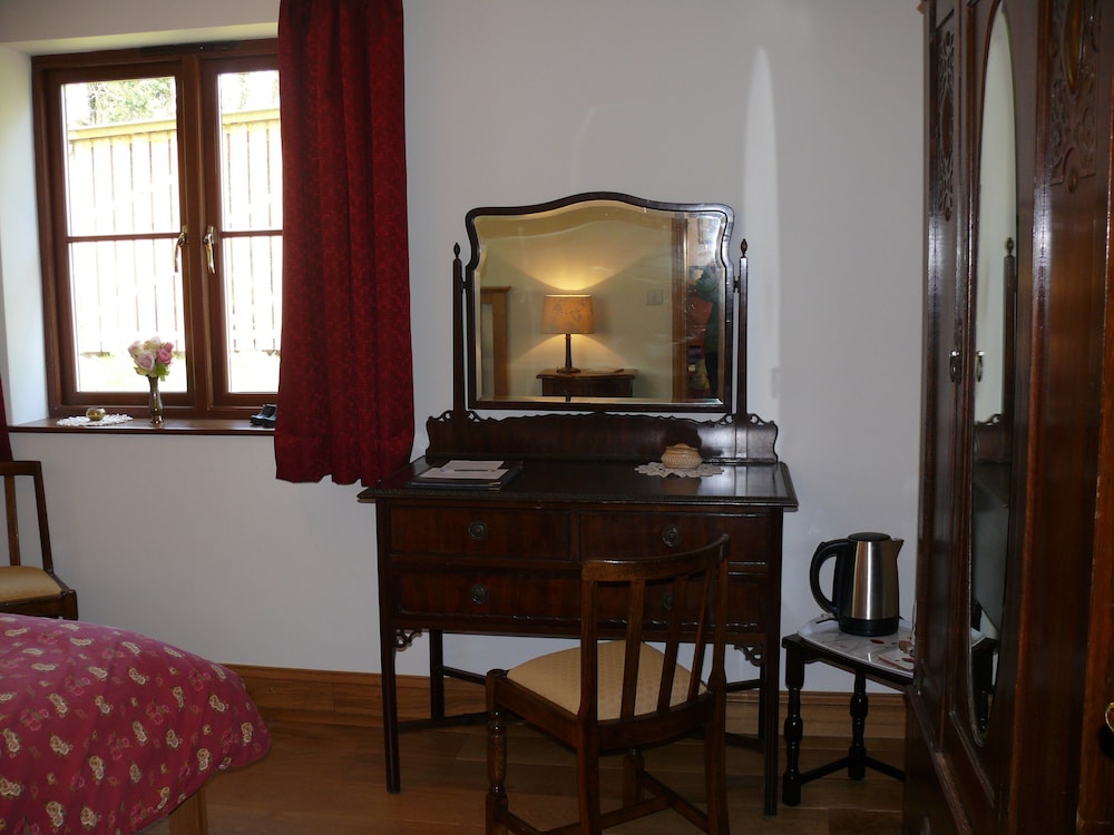 Comfort Double Room, Private Bathroom, Courtyard View photo 2
