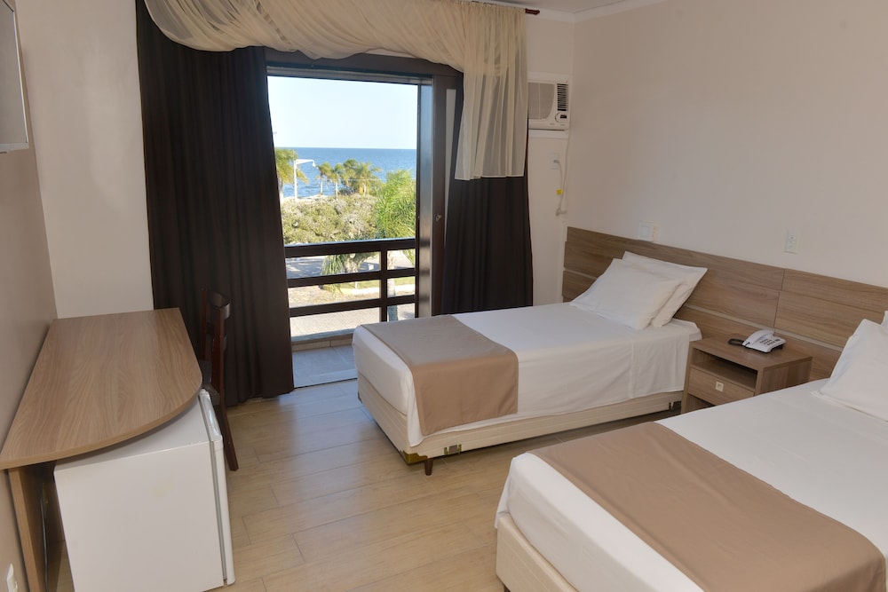 Luxury Double or Twin Room, Lake View - Photo 2
