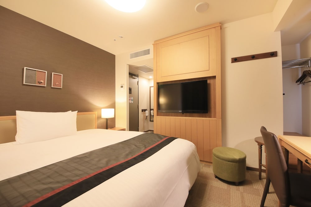 View Single Room, Smoking photo 3