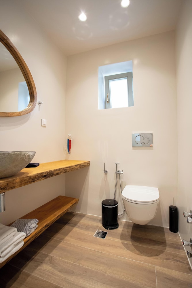 Queen Suite with Panoramic Sea View photo 2
