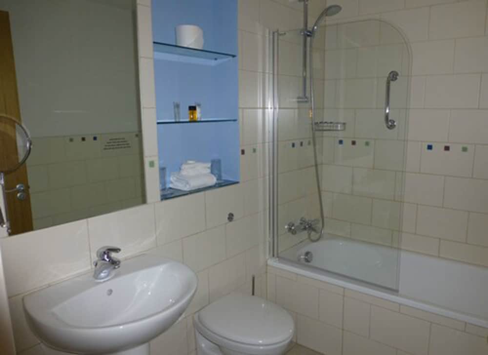 Apartment, Balcony - Photo 5