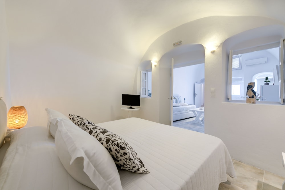 Villa (Santorini)