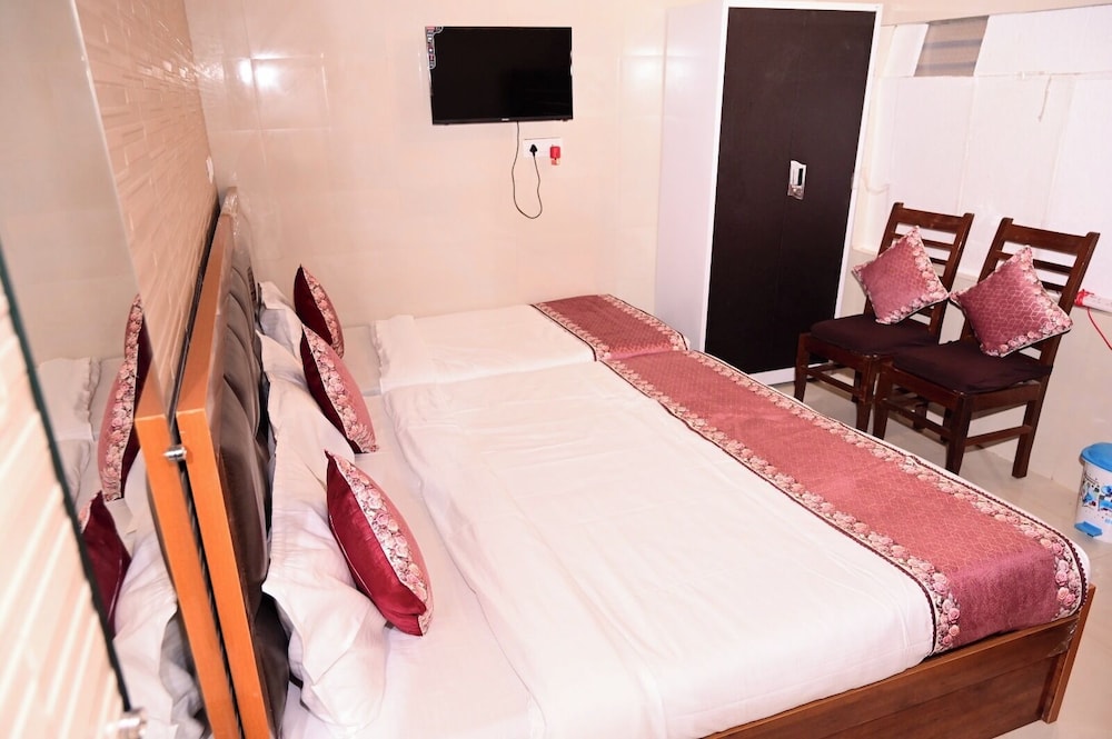 Superior Triple Room photo 3