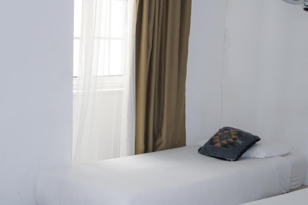 Standard Quadruple Room photo 3