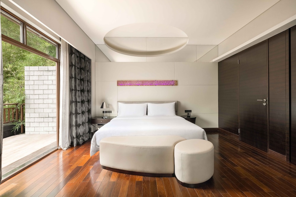 Deluxe Suite, 2 Bedrooms - Photo 5