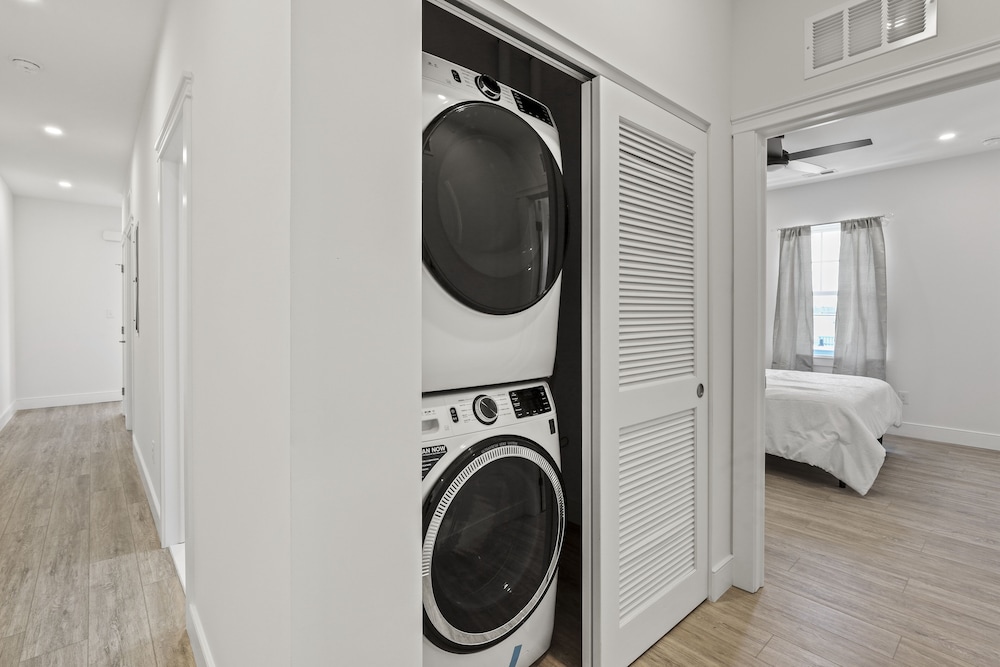 Standard Condo, Multiple Beds, Non Smoking (Standard Condo) photo 2