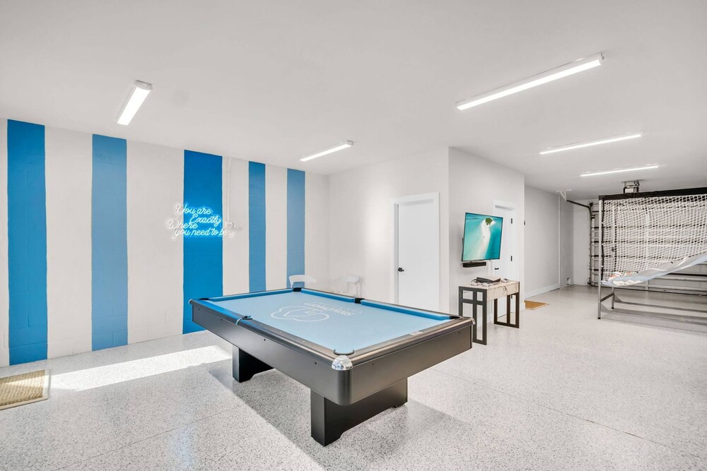 NEW 4 Bed 3 Bath Heated Salt Pool Walk2beach, Foto 24
