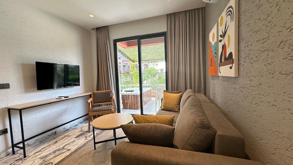 Superior Apartment, 1 Bedroom, Hot Tub, Mountain View photo 1