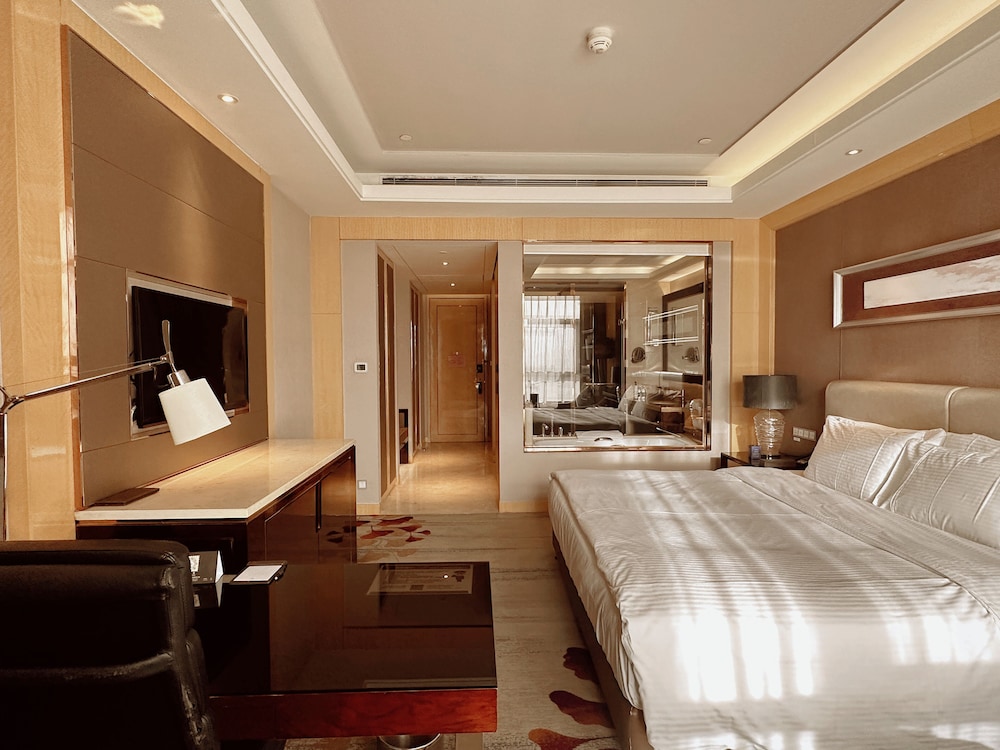 Executive Deluxe Double Room photo 2
