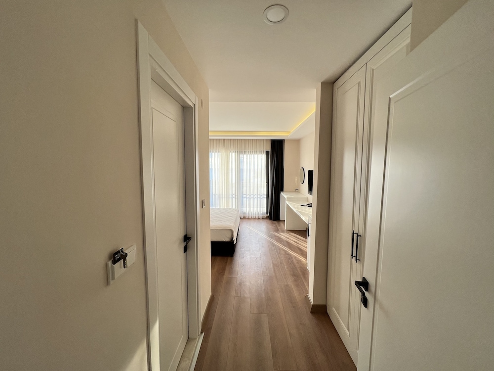 Comfort Double Room, 1 Bedroom, Refrigerator, Sea View photo 2