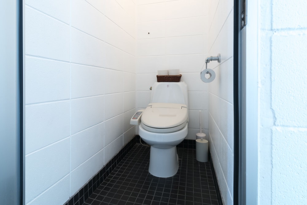 Twin Room, Shared Bathroom photo 2