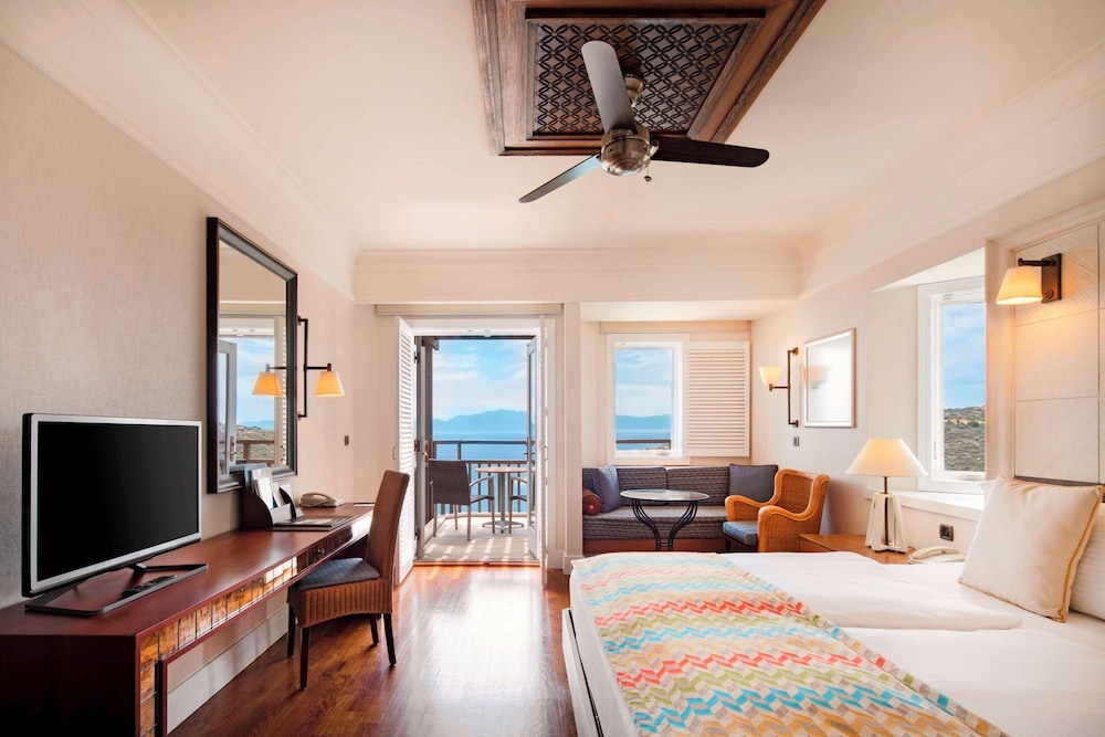 Deluxe Room, 1 King Bed (Grand)