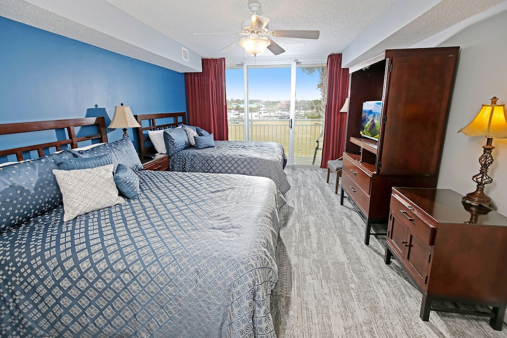 Yacht Club 3 Bedroom photo 1