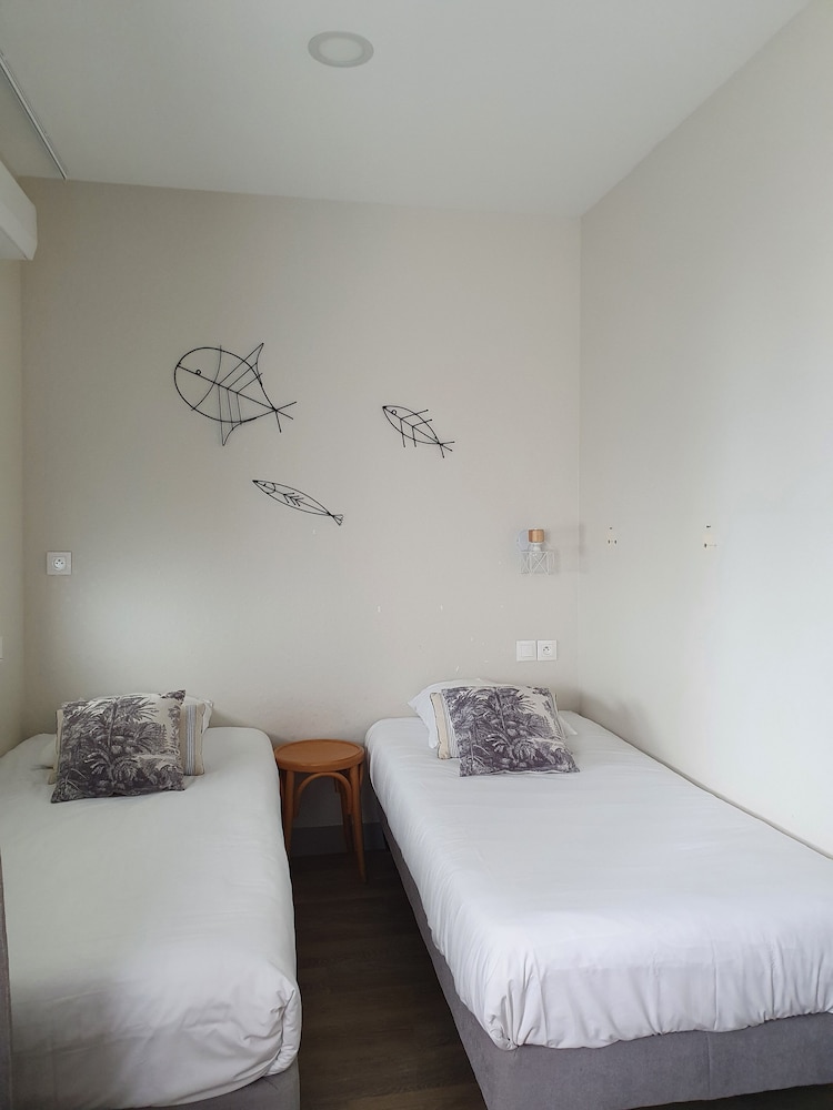 Family Room, Sea View photo 2