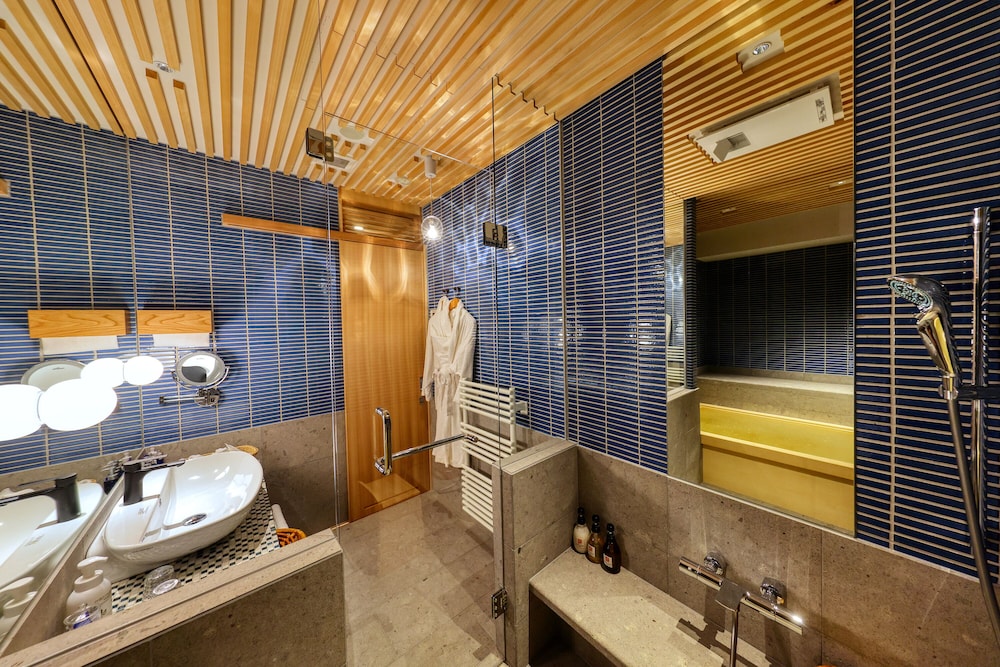 Suite [Yui], Non Smoking - Photo 7