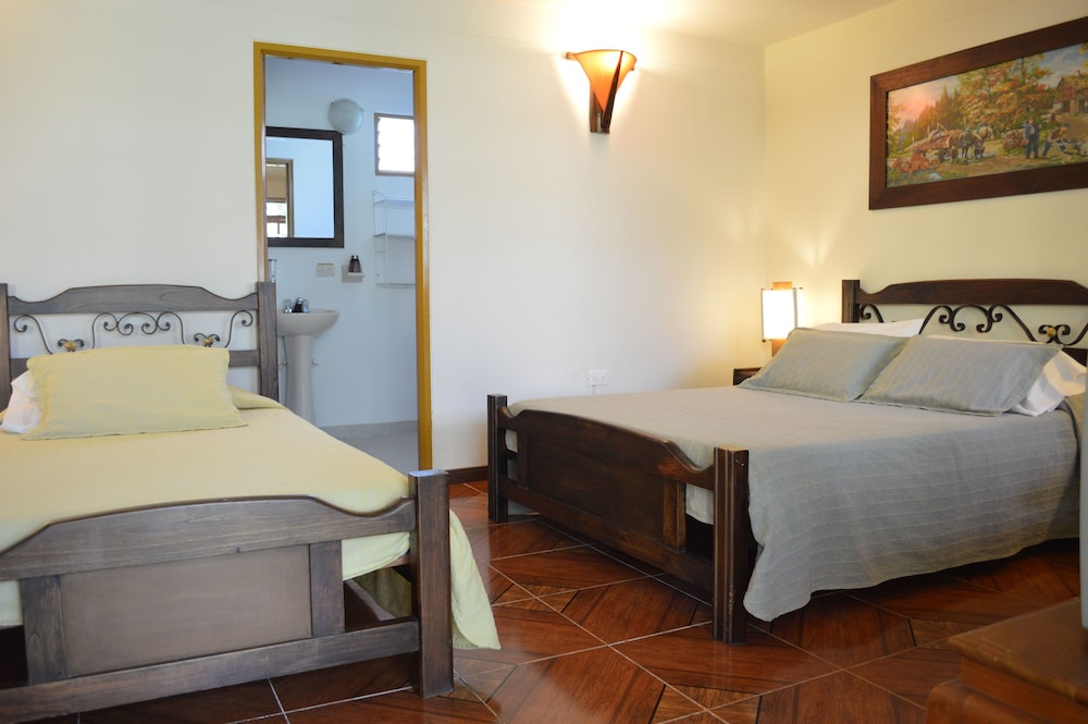 Quadruple Room photo 3