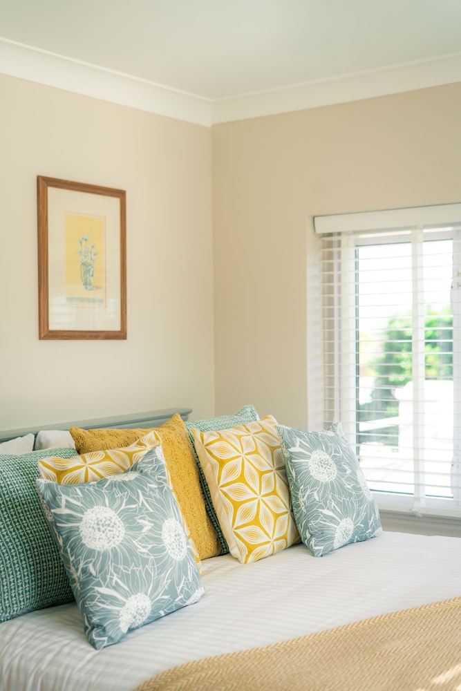 Deluxe Double Room, Ensuite, Partial Sea View (Super King - Twin - Sea) - Photo 6