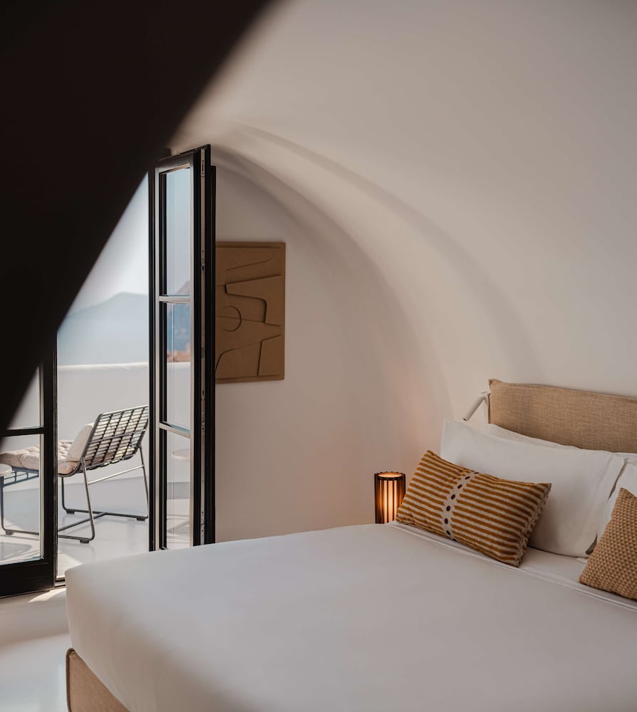Yuhi Suite