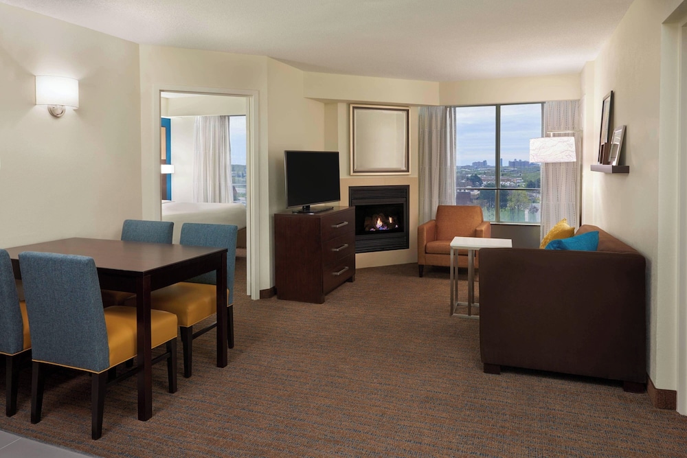 Suite, 2 Bedrooms thumbnail 5