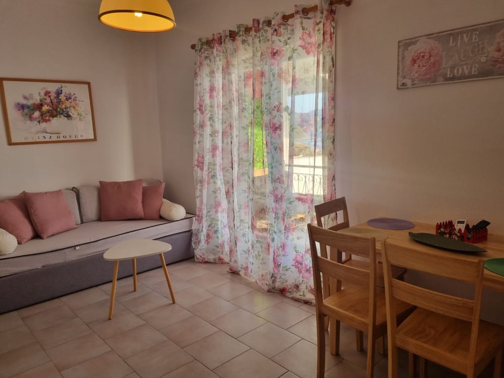 Apartment - Photo 25