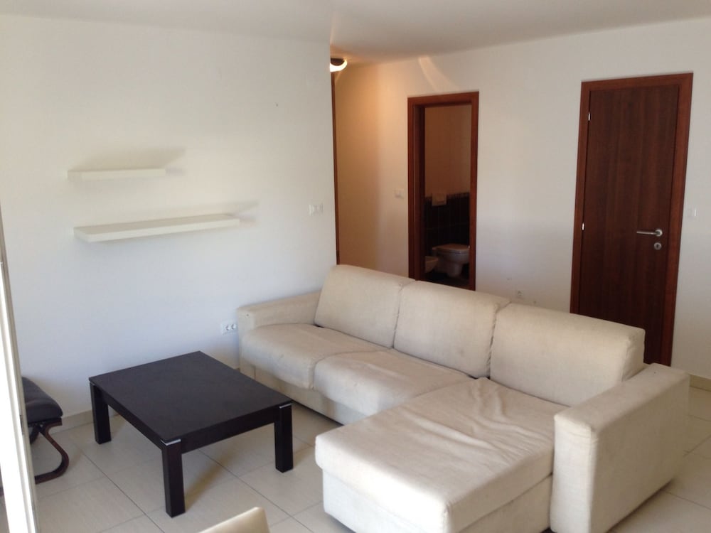 Studio, Terrace
