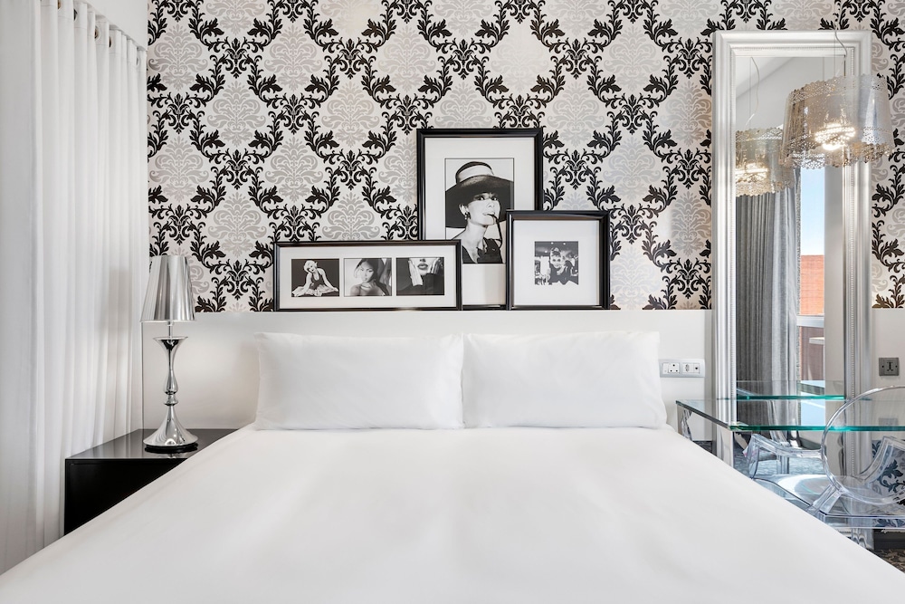 Guest Room,1 King Bed ,Non-smoking - Photo 14