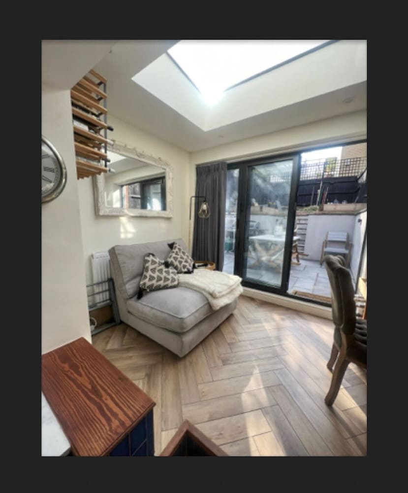 House photo 2