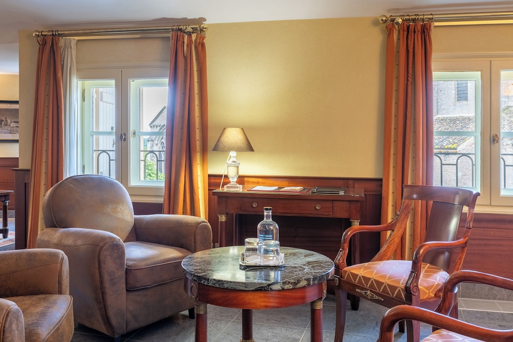 Junior Suite, Multiple Beds photo 3