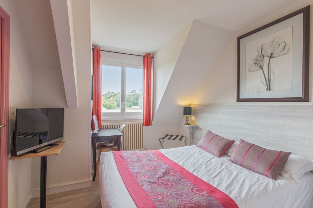Economy Double Room photo 1
