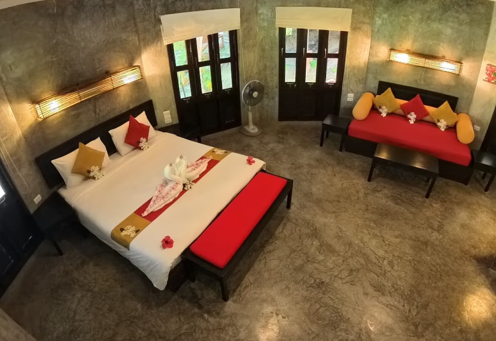 High Hill Villa - Photo 8