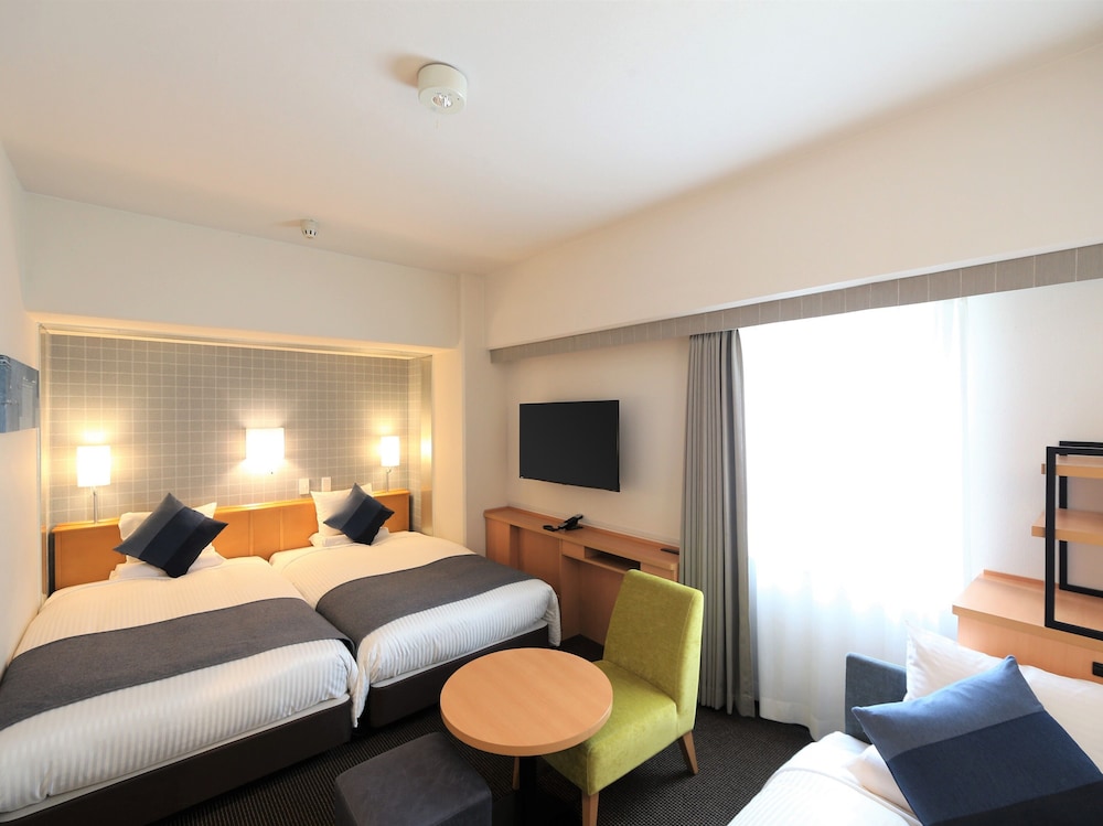 Standard Triple Room, Non Smoking (Eco Plan - No Housekeeping)