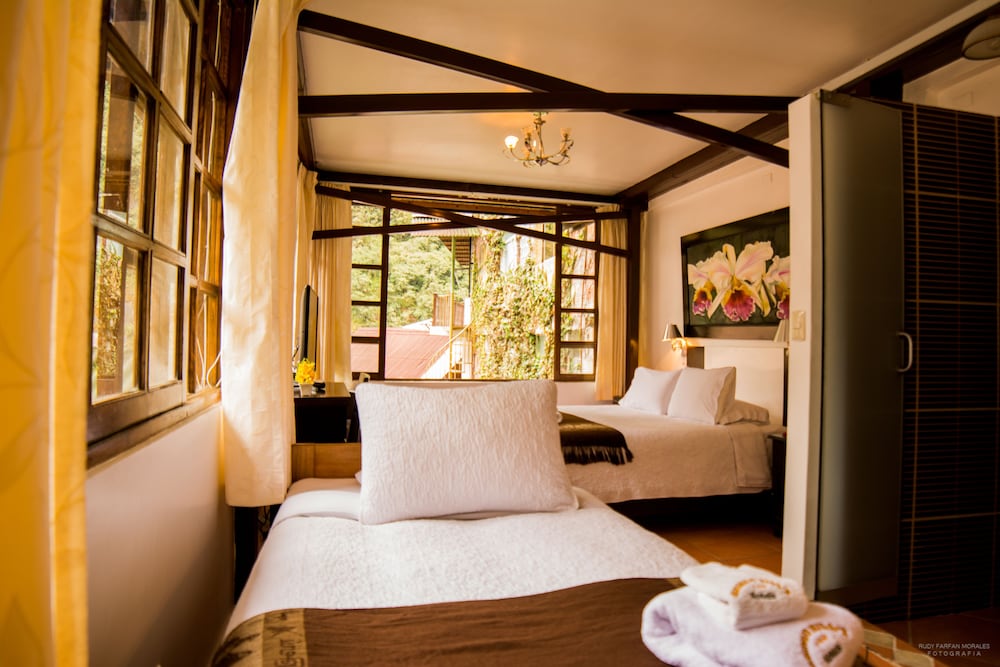 Family Triple Room, Mountain View photo 1