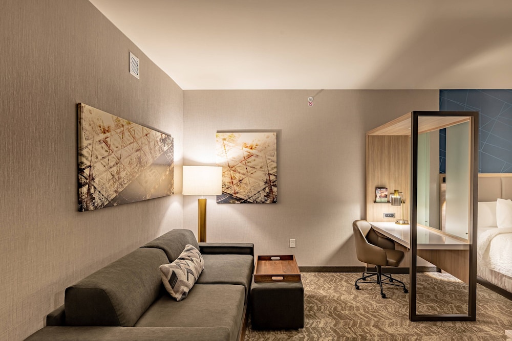 Suite, Multiple Beds