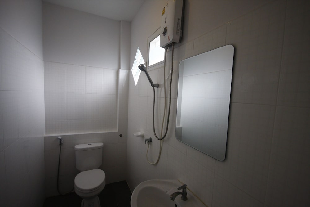 Modern Twin Room photo 3