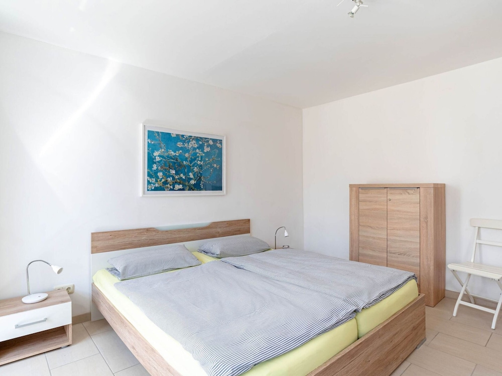 Apartment photo 3