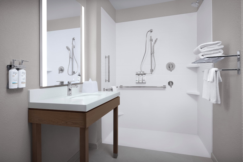 Studio Suite, 2 Queen Beds, Accessible (Communications, Accessible Shower) - Photo 6