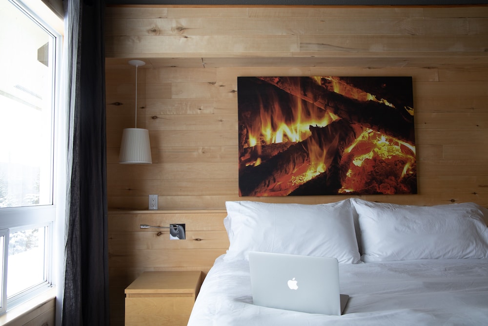 Room, Accessible photo 2