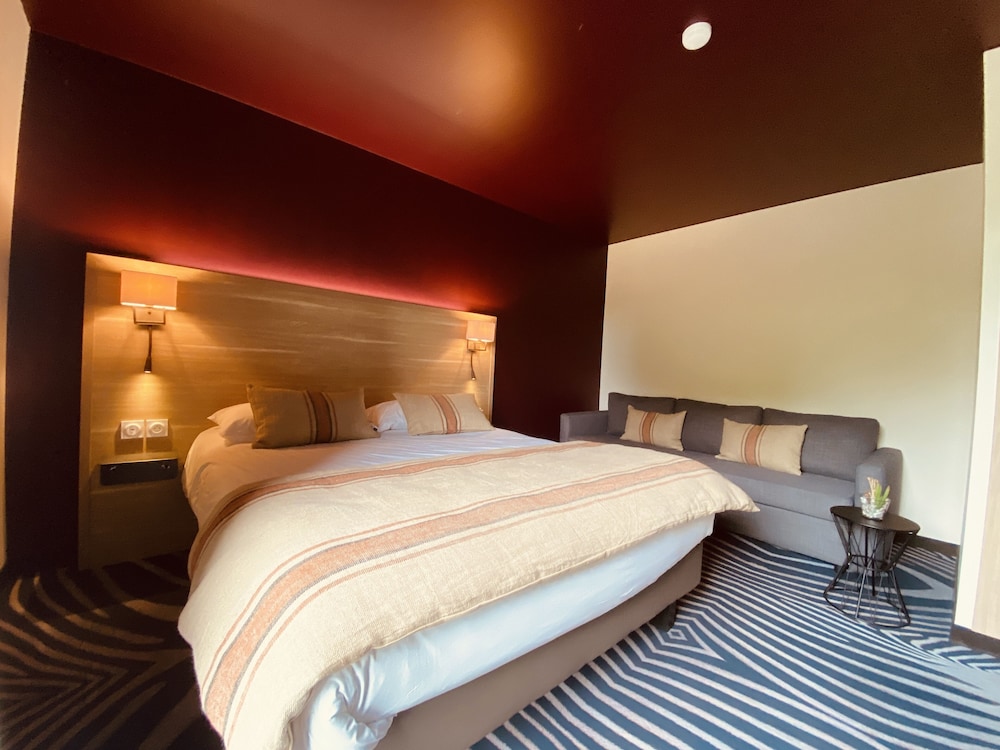 Junior Double Room