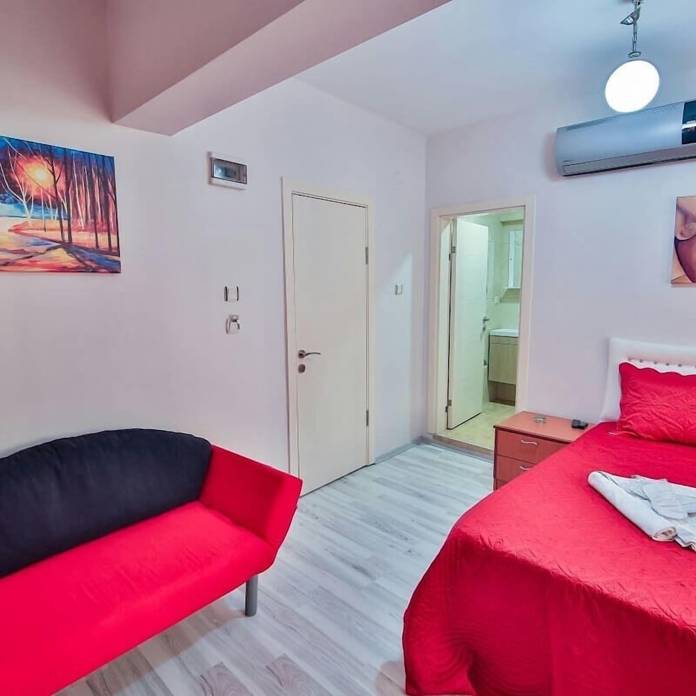 Triple Room, City View photo 3