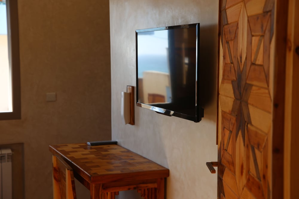 Deluxe Double Room, Balcony, Ocean View photo 2