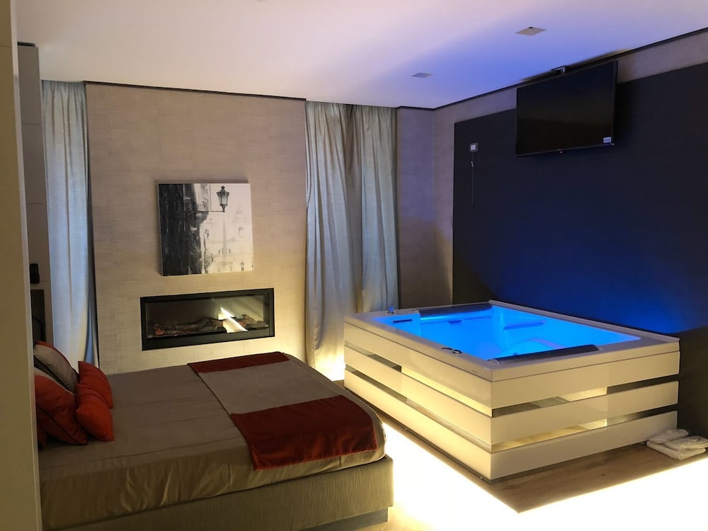 Executive Suite, City View photo 2